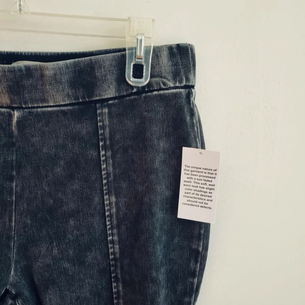 NWT Lori Goldstein Black Stirrup Jeans- Sz 12P